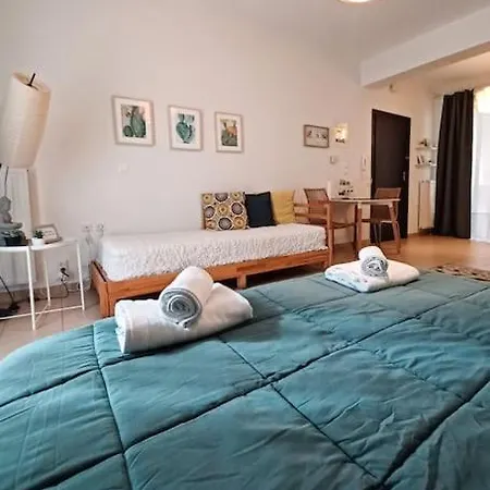 Διαμέρισμα Comfy Hideaway *